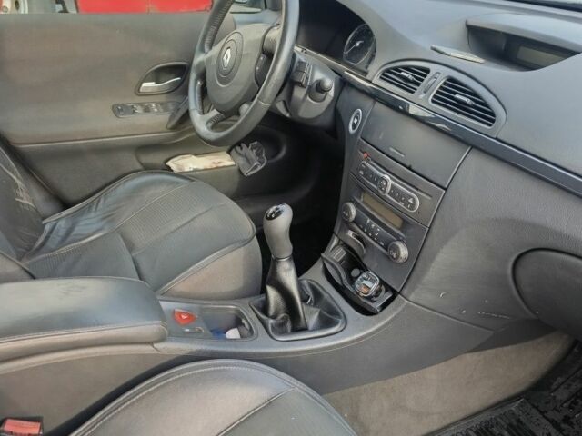 Зелений Рено Лагуна, об'ємом двигуна 2 л та пробігом 224 тис. км за 3500 $, фото 4 на Automoto.ua