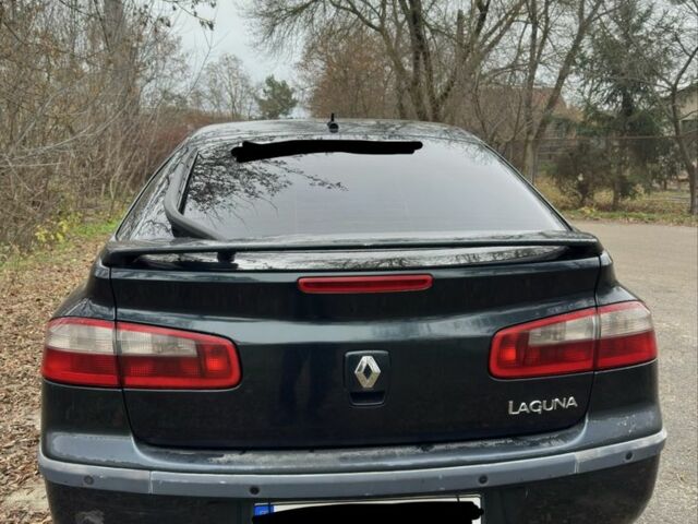 Зеленый Рено Лагуна, объемом двигателя 1.9 л и пробегом 440 тыс. км за 4200 $, фото 2 на Automoto.ua
