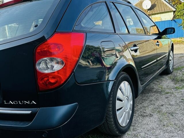 Зеленый Рено Лагуна, объемом двигателя 2 л и пробегом 200 тыс. км за 4250 $, фото 4 на Automoto.ua