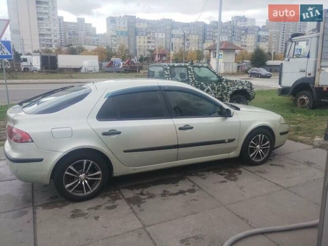 Зелений Рено Лагуна, об'ємом двигуна 1.6 л та пробігом 345 тис. км за 4800 $, фото 1 на Automoto.ua