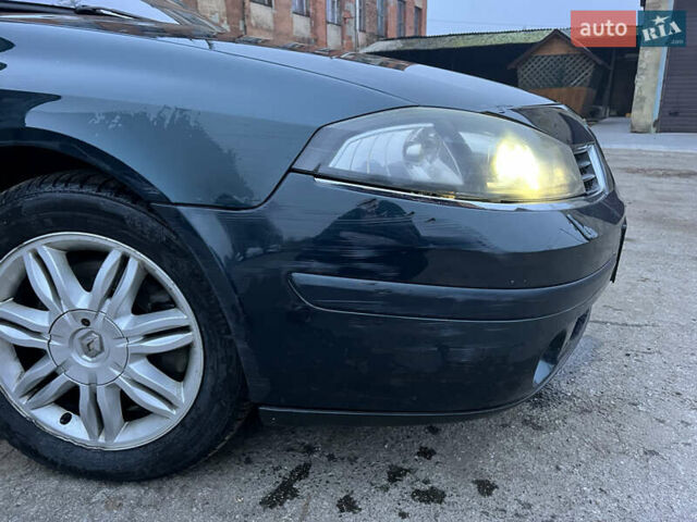 Зеленый Рено Лагуна, объемом двигателя 2 л и пробегом 300 тыс. км за 3800 $, фото 17 на Automoto.ua