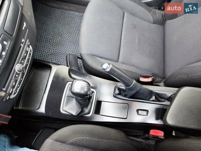 Зеленый Рено Лагуна, объемом двигателя 1.46 л и пробегом 219 тыс. км за 6100 $, фото 14 на Automoto.ua