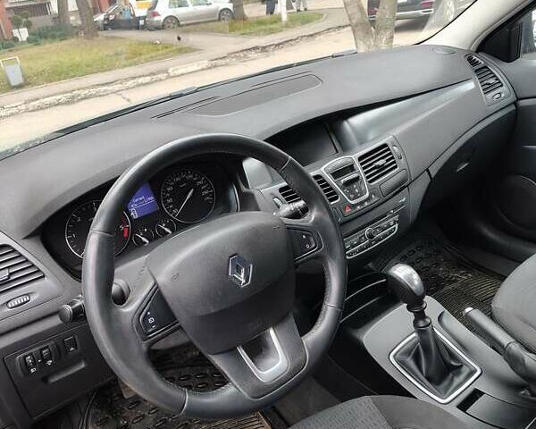 Зелений Рено Лагуна, об'ємом двигуна 1.46 л та пробігом 300 тис. км за 6700 $, фото 6 на Automoto.ua