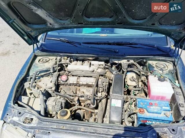 Зеленый Рено Лагуна, объемом двигателя 2 л и пробегом 325 тыс. км за 2400 $, фото 8 на Automoto.ua