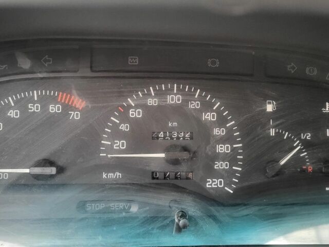 Зеленый Рено Лагуна, объемом двигателя 2 л и пробегом 241 тыс. км за 2500 $, фото 6 на Automoto.ua