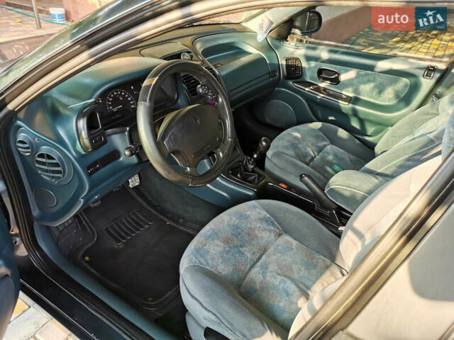 Зелений Рено Лагуна, об'ємом двигуна 1.8 л та пробігом 285 тис. км за 2500 $, фото 4 на Automoto.ua