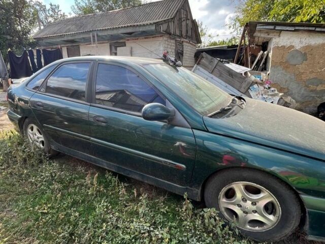 Зеленый Рено Лагуна, объемом двигателя 3 л и пробегом 350 тыс. км за 2200 $, фото 5 на Automoto.ua