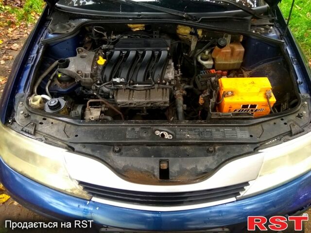 Зелений Рено Лагуна, об'ємом двигуна 1.8 л та пробігом 303 тис. км за 1250 $, фото 8 на Automoto.ua