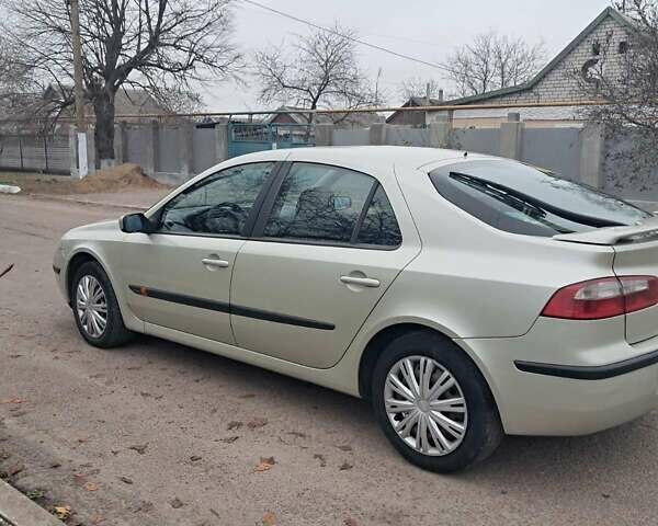 Зеленый Рено Лагуна, объемом двигателя 1.87 л и пробегом 396 тыс. км за 4000 $, фото 3 на Automoto.ua