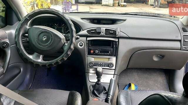 Зелений Рено Лагуна, об'ємом двигуна 1.9 л та пробігом 275 тис. км за 2000 $, фото 5 на Automoto.ua