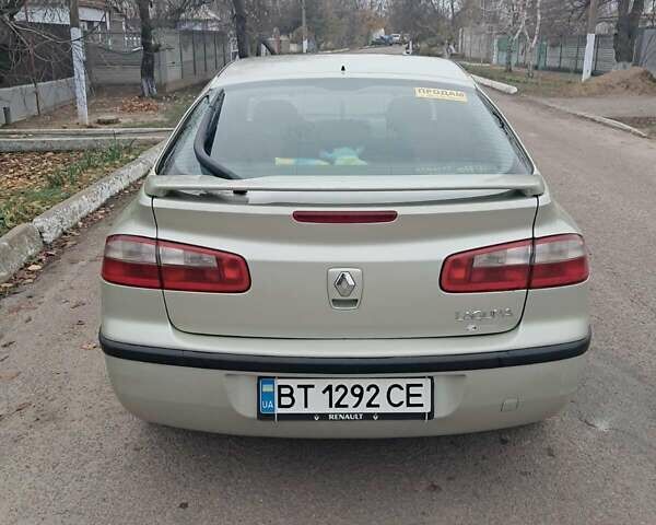 Зеленый Рено Лагуна, объемом двигателя 1.87 л и пробегом 396 тыс. км за 4000 $, фото 5 на Automoto.ua