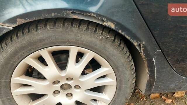 Зелений Рено Лагуна, об'ємом двигуна 1.9 л та пробігом 275 тис. км за 2000 $, фото 1 на Automoto.ua