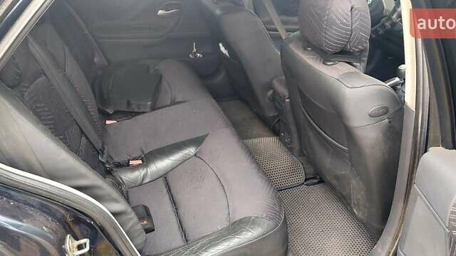 Зелений Рено Лагуна, об'ємом двигуна 1.9 л та пробігом 275 тис. км за 2000 $, фото 4 на Automoto.ua