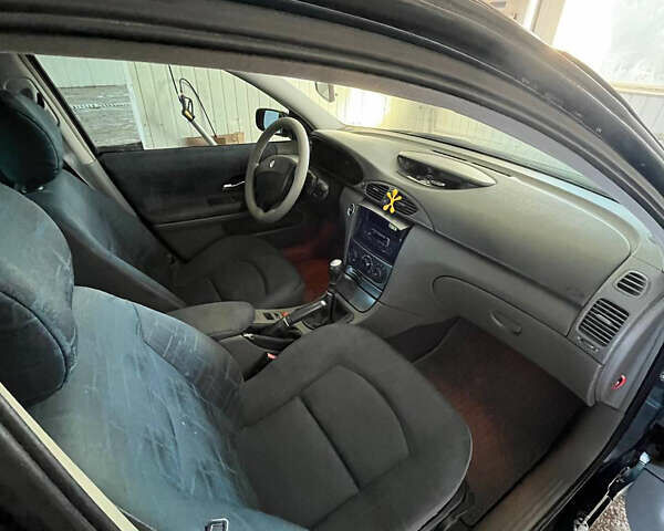 Зеленый Рено Лагуна, объемом двигателя 1.87 л и пробегом 235 тыс. км за 3850 $, фото 9 на Automoto.ua