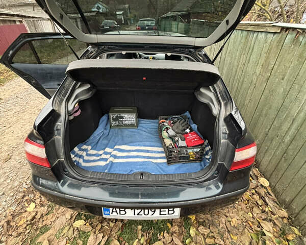 Зеленый Рено Лагуна, объемом двигателя 1.87 л и пробегом 235 тыс. км за 3850 $, фото 12 на Automoto.ua