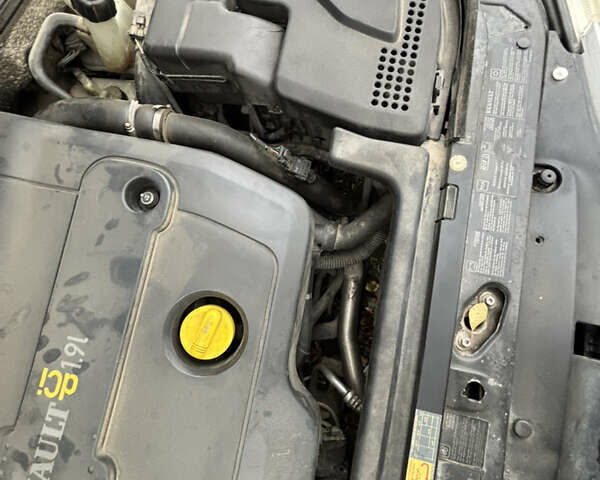 Зеленый Рено Лагуна, объемом двигателя 1.87 л и пробегом 235 тыс. км за 3850 $, фото 17 на Automoto.ua