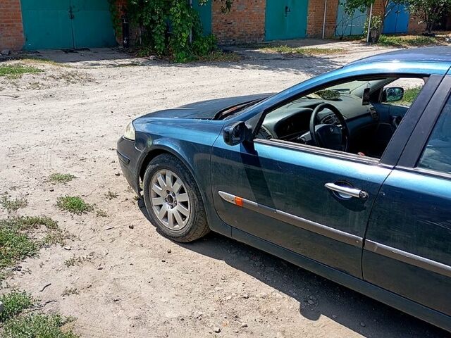 Зелений Рено Лагуна, об'ємом двигуна 1.9 л та пробігом 217 тис. км за 1100 $, фото 3 на Automoto.ua
