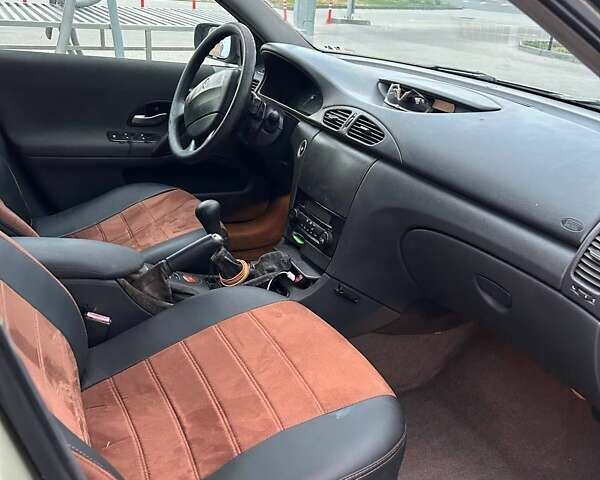 Зелений Рено Лагуна, об'ємом двигуна 1.78 л та пробігом 300 тис. км за 2600 $, фото 3 на Automoto.ua