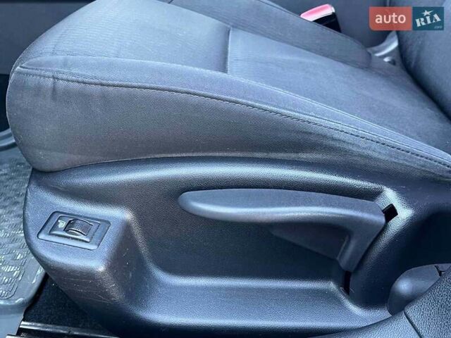 Белый Рено Латитьюд, объемом двигателя 2 л и пробегом 187 тыс. км за 7290 $, фото 23 на Automoto.ua