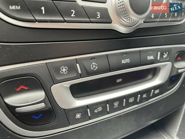 Білий Рено Латітьюд, об'ємом двигуна 2 л та пробігом 185 тис. км за 6950 $, фото 20 на Automoto.ua
