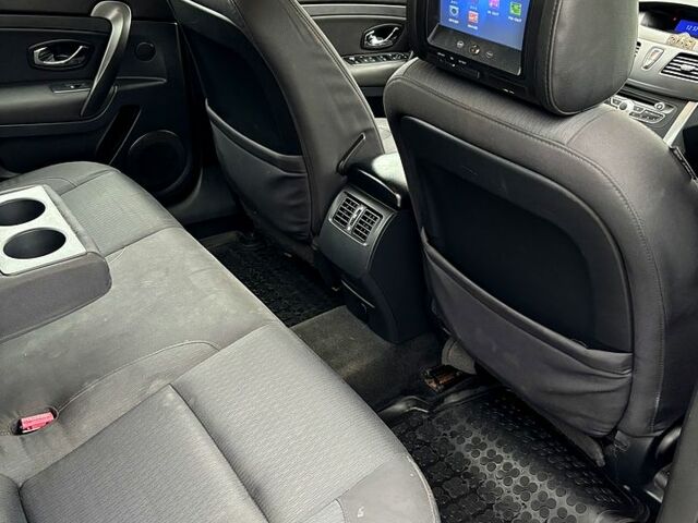 Белый Рено Латитьюд, объемом двигателя 2 л и пробегом 200 тыс. км за 7800 $, фото 11 на Automoto.ua