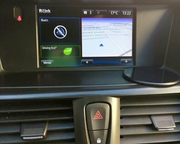 Белый Рено Латитьюд, объемом двигателя 2 л и пробегом 334 тыс. км за 12000 $, фото 20 на Automoto.ua