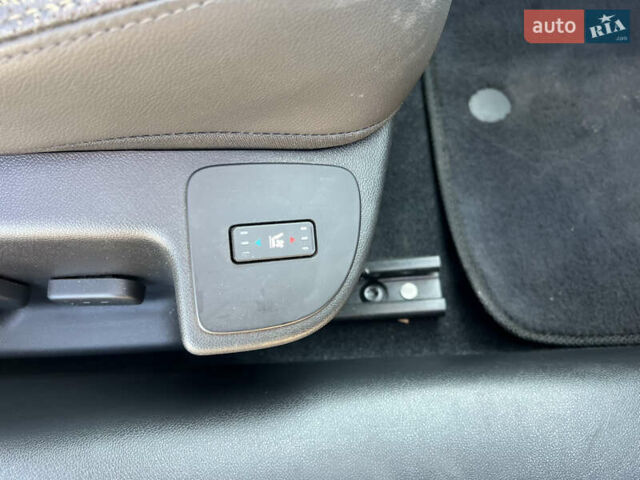 Белый Рено Латитьюд, объемом двигателя 2 л и пробегом 43 тыс. км за 14999 $, фото 67 на Automoto.ua