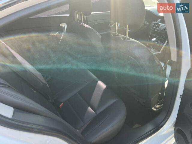 Белый Рено Латитьюд, объемом двигателя 2 л и пробегом 43 тыс. км за 14999 $, фото 64 на Automoto.ua