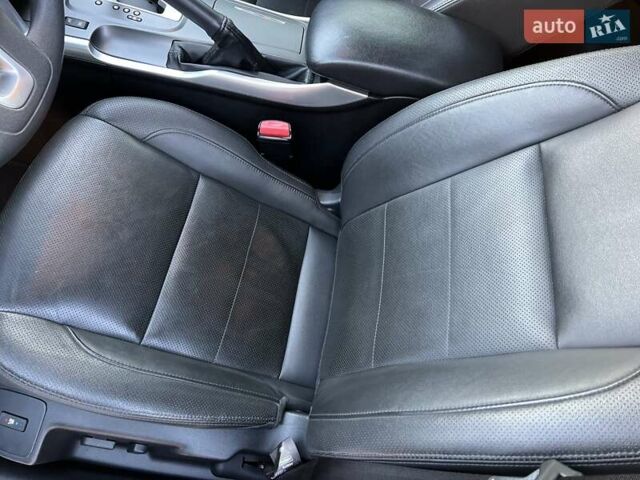 Білий Рено Латітьюд, об'ємом двигуна 2 л та пробігом 45 тис. км за 12800 $, фото 27 на Automoto.ua