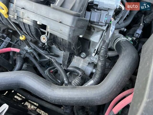 Білий Рено Латітьюд, об'ємом двигуна 2 л та пробігом 45 тис. км за 12800 $, фото 17 на Automoto.ua