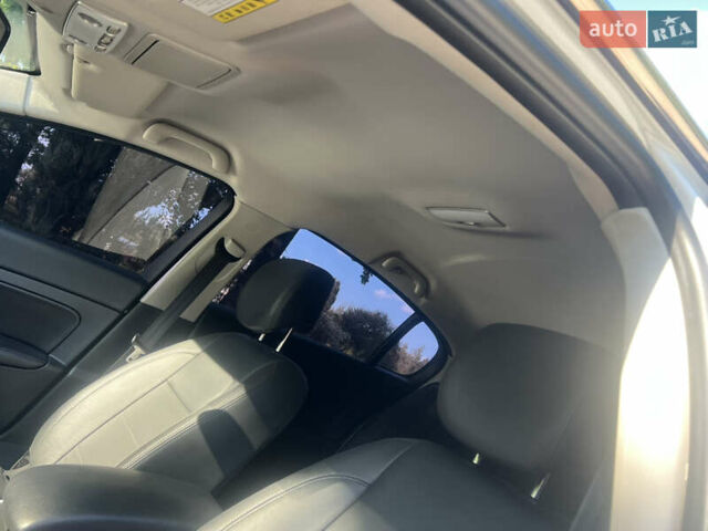 Белый Рено Латитьюд, объемом двигателя 2 л и пробегом 43 тыс. км за 14999 $, фото 43 на Automoto.ua