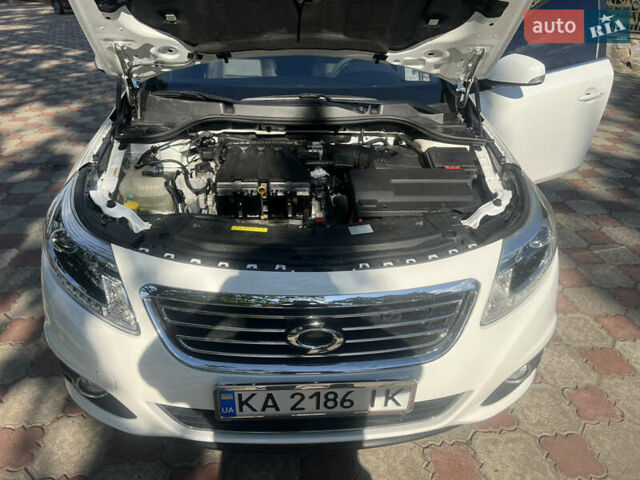 Белый Рено Латитьюд, объемом двигателя 2 л и пробегом 43 тыс. км за 14999 $, фото 52 на Automoto.ua