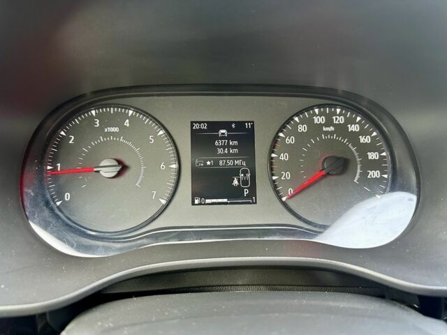 Белый Рено Латитьюд, объемом двигателя 1 л и пробегом 7 тыс. км за 16500 $, фото 7 на Automoto.ua