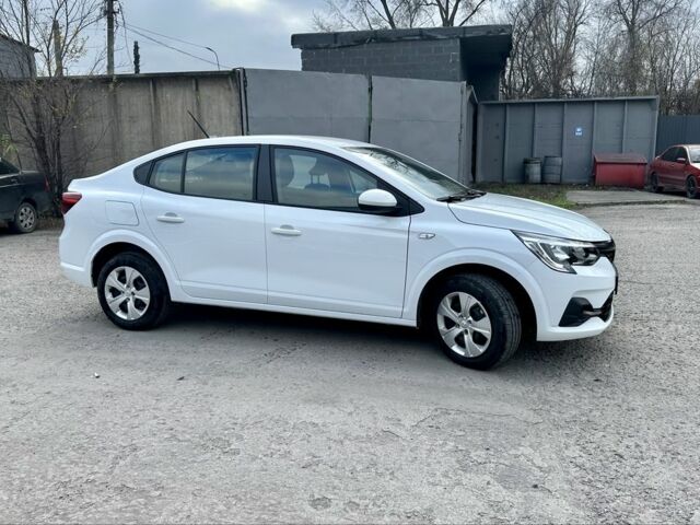 Белый Рено Латитьюд, объемом двигателя 1 л и пробегом 7 тыс. км за 16500 $, фото 2 на Automoto.ua