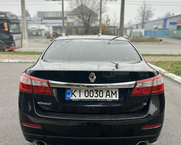 Черный Рено Латитьюд, объемом двигателя 2.5 л и пробегом 237 тыс. км за 9100 $, фото 5 на Automoto.ua