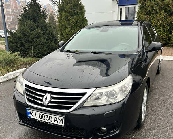 Черный Рено Латитьюд, объемом двигателя 2.5 л и пробегом 237 тыс. км за 9100 $, фото 1 на Automoto.ua