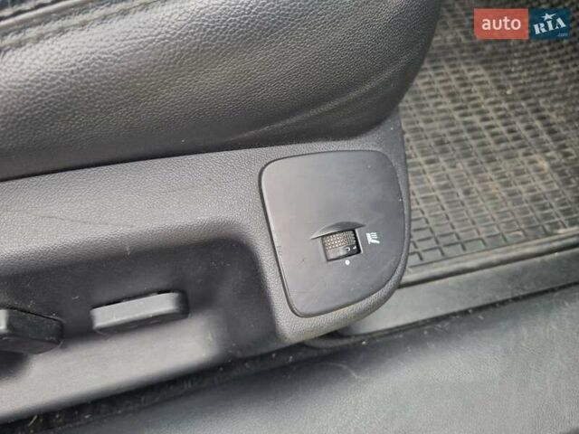 Черный Рено Латитьюд, объемом двигателя 2 л и пробегом 308 тыс. км за 9000 $, фото 13 на Automoto.ua