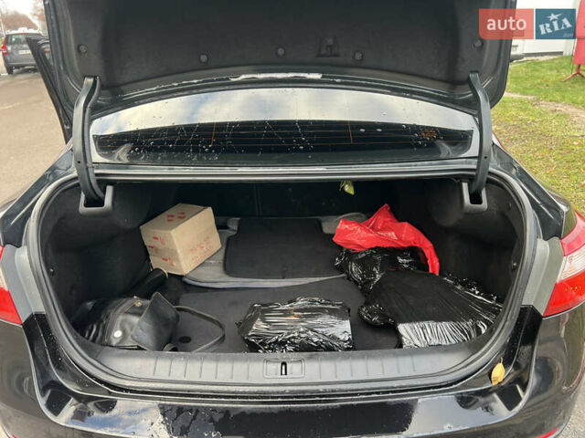 Чорний Рено Латітьюд, об'ємом двигуна 2 л та пробігом 260 тис. км за 9999 $, фото 17 на Automoto.ua