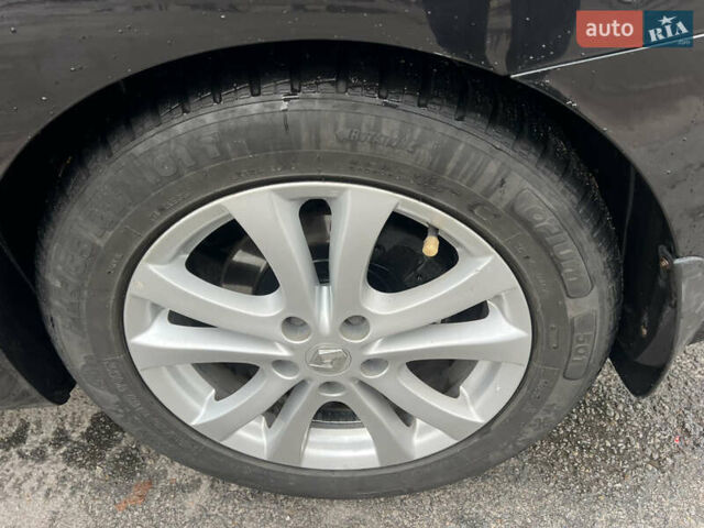 Чорний Рено Латітьюд, об'ємом двигуна 2 л та пробігом 260 тис. км за 9999 $, фото 21 на Automoto.ua