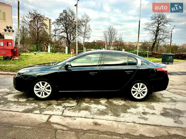 Чорний Рено Латітьюд, об'ємом двигуна 2 л та пробігом 260 тис. км за 9999 $, фото 6 на Automoto.ua