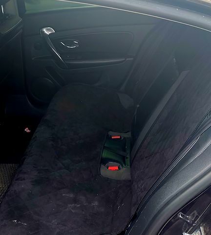 Черный Рено Латитьюд, объемом двигателя 2 л и пробегом 246 тыс. км за 8700 $, фото 6 на Automoto.ua