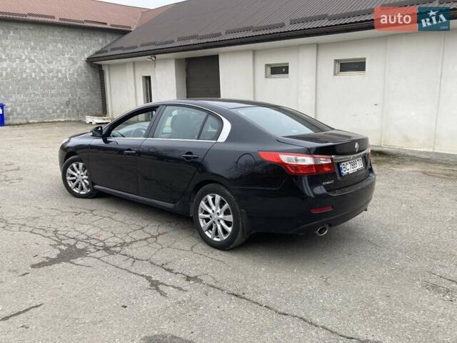 Черный Рено Латитьюд, объемом двигателя 2.5 л и пробегом 306 тыс. км за 6300 $, фото 3 на Automoto.ua