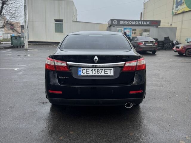 Черный Рено Латитьюд, объемом двигателя 2 л и пробегом 198 тыс. км за 6000 $, фото 4 на Automoto.ua
