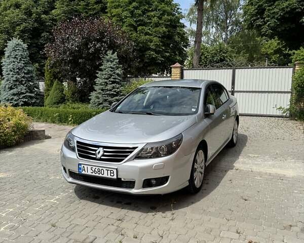 Сірий Рено Латітьюд, об'ємом двигуна 2 л та пробігом 168 тис. км за 8200 $, фото 1 на Automoto.ua