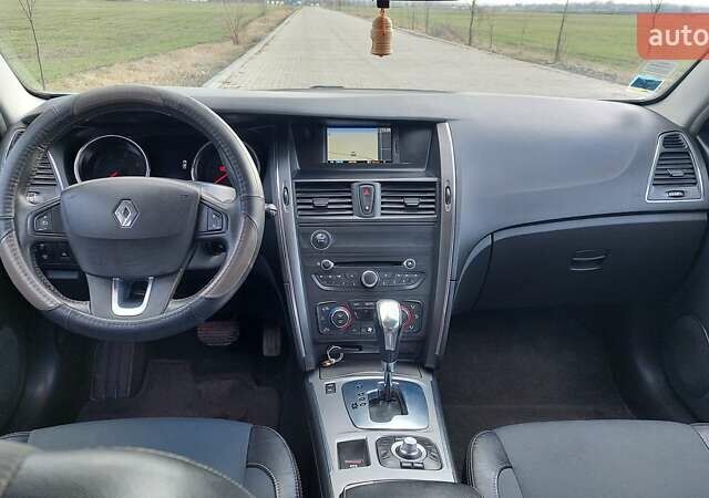 Сірий Рено Латітьюд, об'ємом двигуна 2 л та пробігом 320 тис. км за 7700 $, фото 3 на Automoto.ua