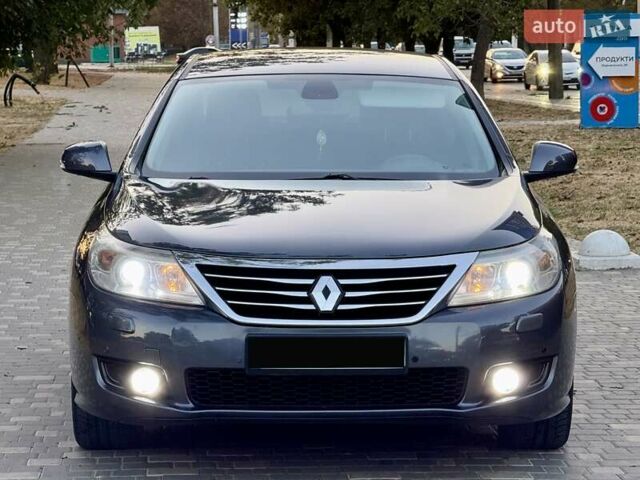 Рено Латитьюд 2011 в Одессе на Automoto.ua Серый Рено Латитьюд, объемом двигателя 2 л и пробегом 161 тыс. км за 6999 $, фото 1 на Automoto.ua