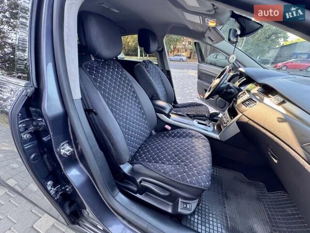 Рено Латитьюд 2011 в Одессе на Automoto.ua Серый Рено Латитьюд, объемом двигателя 2 л и пробегом 161 тыс. км за 6999 $, фото 32 на Automoto.ua