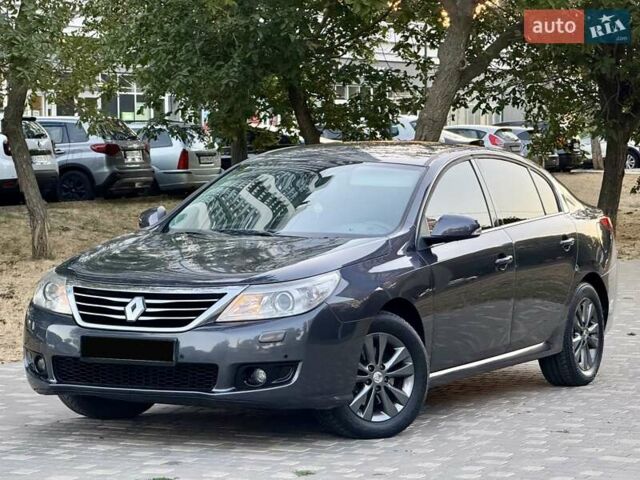 Рено Латитьюд 2011 в Одессе на Automoto.ua Серый Рено Латитьюд, объемом двигателя 2 л и пробегом 161 тыс. км за 6999 $, фото 16 на Automoto.ua