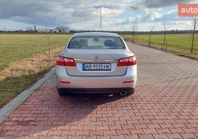 Серый Рено Латитьюд, объемом двигателя 2 л и пробегом 320 тыс. км за 7700 $, фото 11 на Automoto.ua