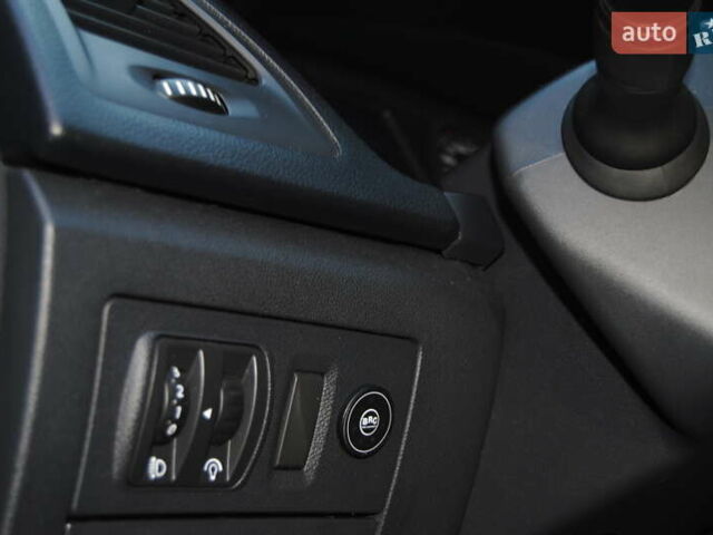 Серый Рено Латитьюд, объемом двигателя 2 л и пробегом 184 тыс. км за 8998 $, фото 31 на Automoto.ua